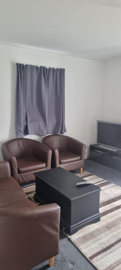 Very Nice Two Bedroom Apartment In London Eksteriør bilde